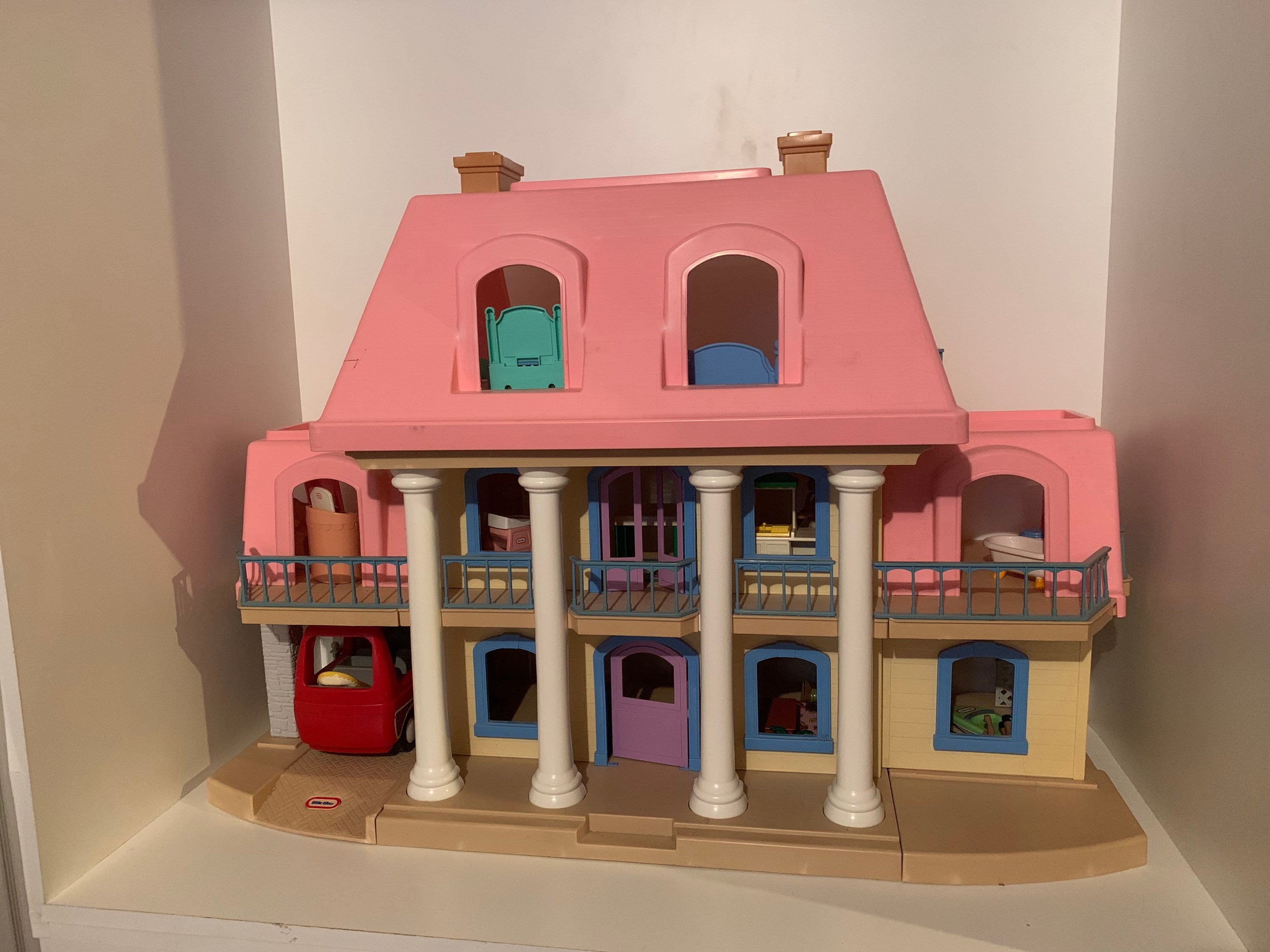 little tikes dollhouse