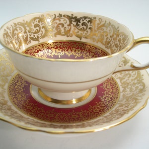 Antique 1940's Paragon Tea cup And Saucer, Maroon Red with gold tea cup, Gold scroll tea cup set, Gold Medallion image 3