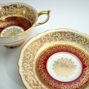 Antique 1940's Paragon Tea cup And Saucer, Maroon Red with gold tea cup, Gold scroll tea cup set, Gold Medallion image 4