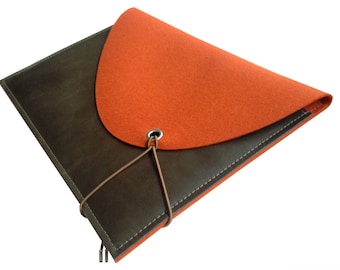 Orange-brown laptop protection MacBook 13 / 14 ins - felt-leather bag for tablet  including keyboard - minimalistic design