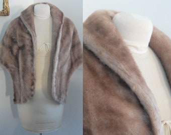 FREE SHIP Vintage 1960s Regina Glenara by Glenoit Winter Fall Faux Fur Short Shrug Stole Wrap Jacket Satin Lining Vegan Natural Beige Brown