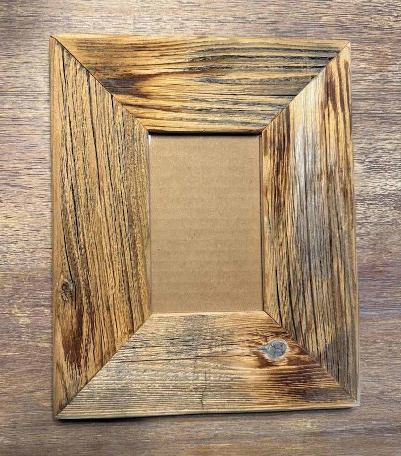 3" Wide, Reclaimed Barn Wood Picture Frame: Handmade Rustic Decor, 4x6 ...