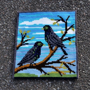 Handgemachter Kreuzstich Wandteppich / Vintage besticktes Wandbild / skandinavische Wandkunst / 1960er Jahre