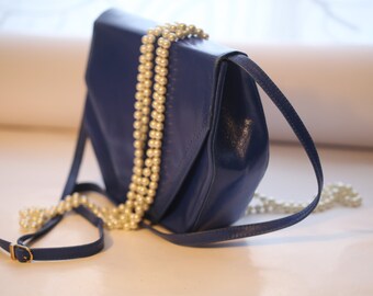 Jahrgang blau Leder Handtasche, ein interessanter gestalten, Pouch, hell blau Taschenbuch, schöne Ultramarin Leder Geldbörse 1980er Jahre