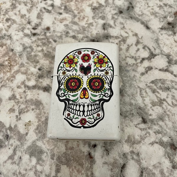 Collectible Zippo Lighter #55197, Sugar Scull Muertos Day of the Dead, USA 2018, Used