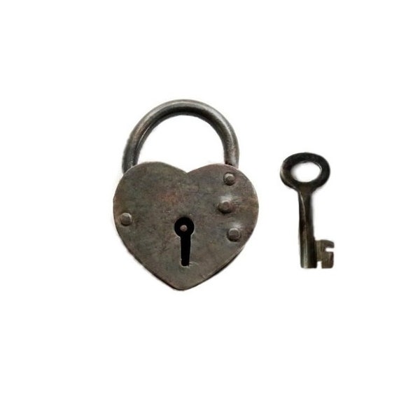 Vintage Heart Lock and Key . heart padlock wedding LOVE LOCK . anniversary gifts for men