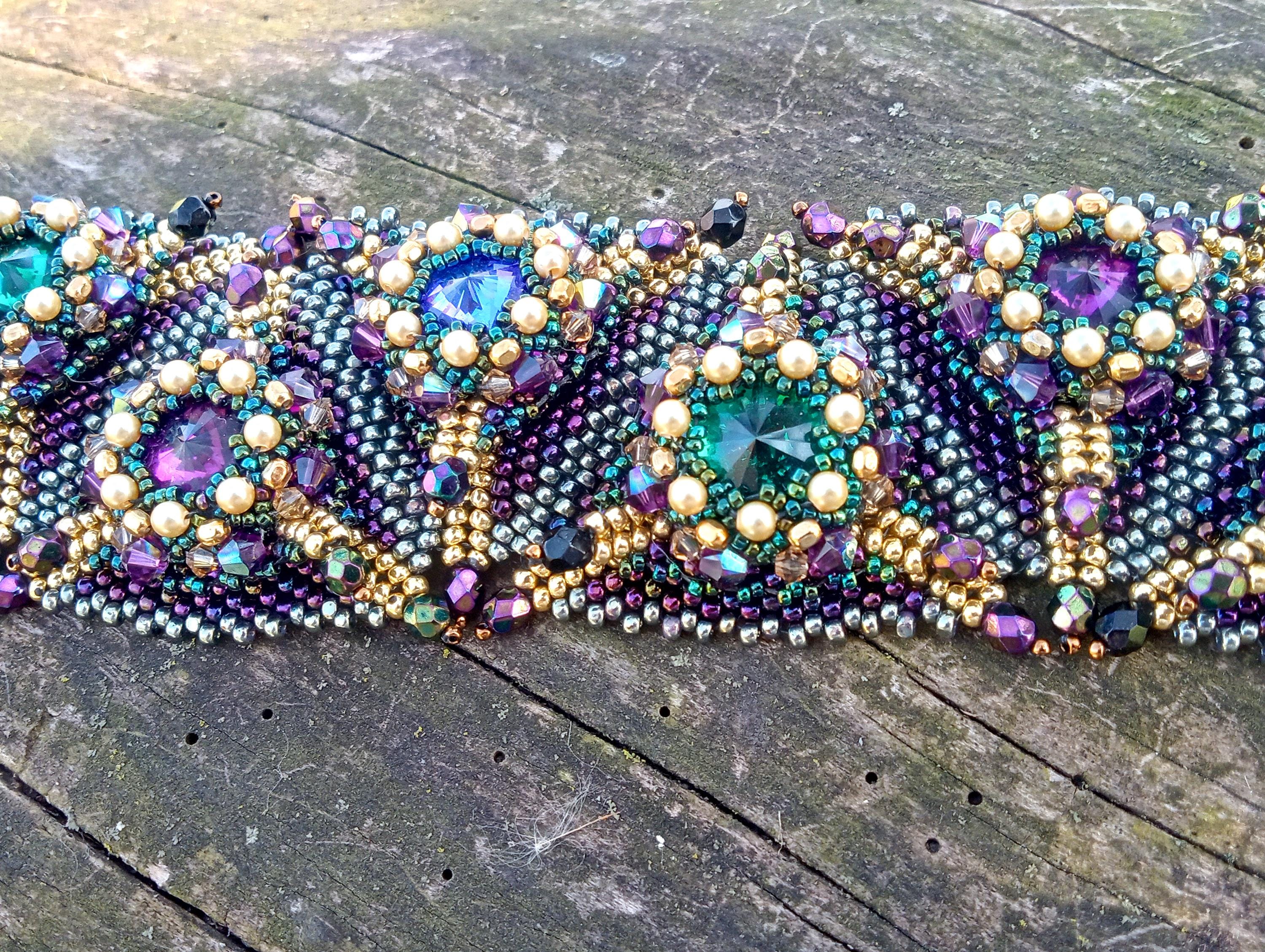 Rivoli Rainbow Beaded Bracelet Tutorial, Seed Beads Peyote Herringbone ...