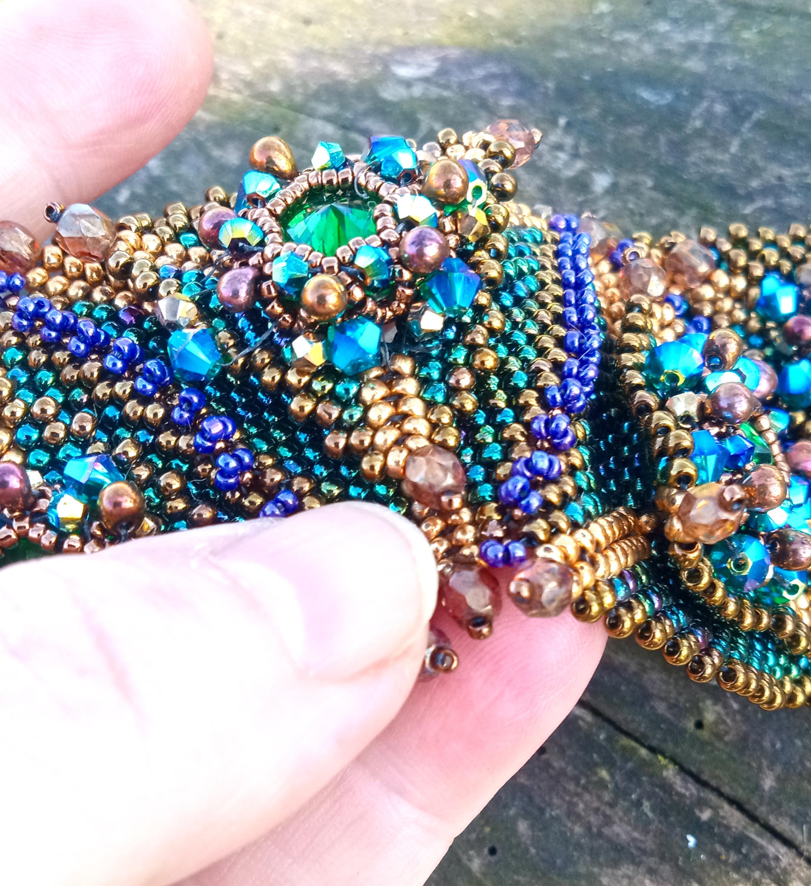 Rivoli Rainbow Beaded Bracelet Tutorial, Seed Beads Peyote Herringbone ...