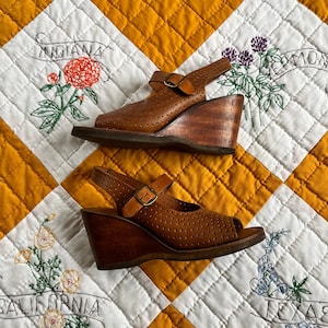 70s - RAPALLO - Honey-Brown Leather Wedge Sandals, 8