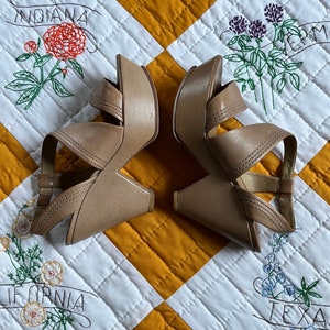 90s - CHLOE - Taupe-Brown Leather Platform Sandals, 8