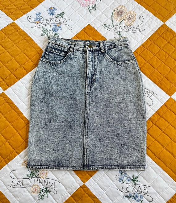 80s/90s LA PANTHERA Acid Wash Denim Pencil Skirt, Extra Small 26