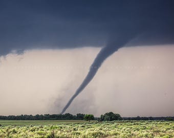 Tornado Photography Print: Oklahoma Twister Extreme Weather Storm Nature Sky Thunderstorm Canvas Metal Framed Picture Photo Wall Art Decor