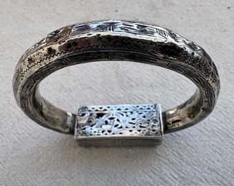 Antique Tunisian Silver Bangle