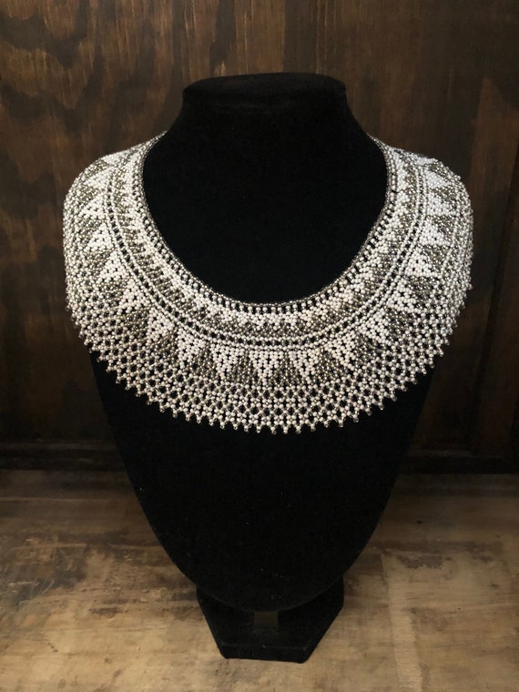 Beaded Bib White and Silver Necklace - Etsy
