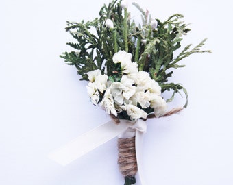 Rustic Boutonniere woodland wedding boutonniere boho winter wedding boutonniere Groomsmen buttonhole flower white flower boutonniere NOEL