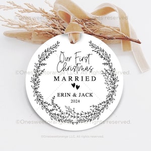 First Christmas Married Ornament Newlywed Gift Mr and Mrs Christmas Ornament Personalized Mr Mrs Wedding Ornament Wedding Gift Keepsake 287.