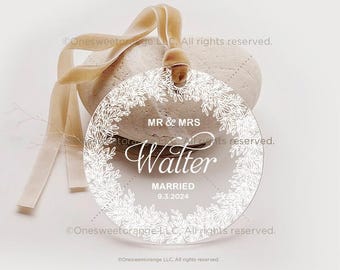 Acrylic Married Ornament Gift Newlywed Gift Mr & Mrs Christmas Ornament Personalized Mr Mrs Wedding Ornament Wedding Gift Keepsake No.453