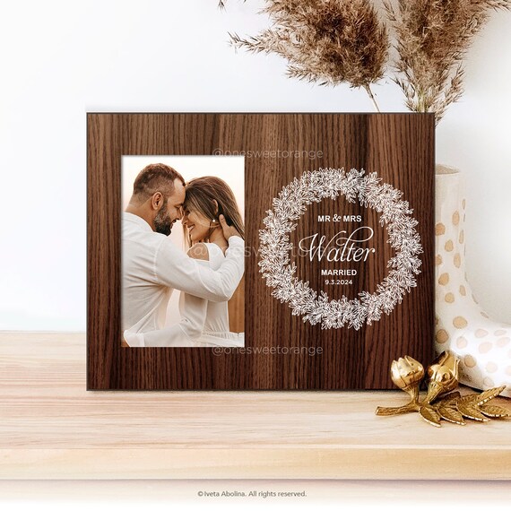 Wedding Gifts For Couples 2025,Rotating Floating Mr And Mrs Picture Frame 4x6 Rustic Frame Engagement Couples Bridal Shower Gift Bride Be