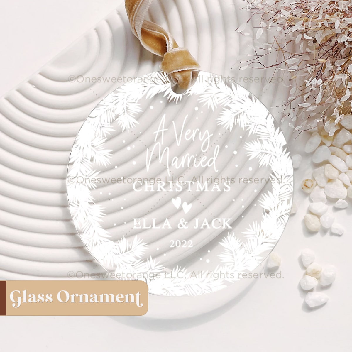 Glass Ornament Gift Newlywed Gift Mr & Mrs Christmas Ornament Personalized Mr Mrs Wedding Ornament Wedding Gift Keepsake Wedding Gift No.332 - Etsy
