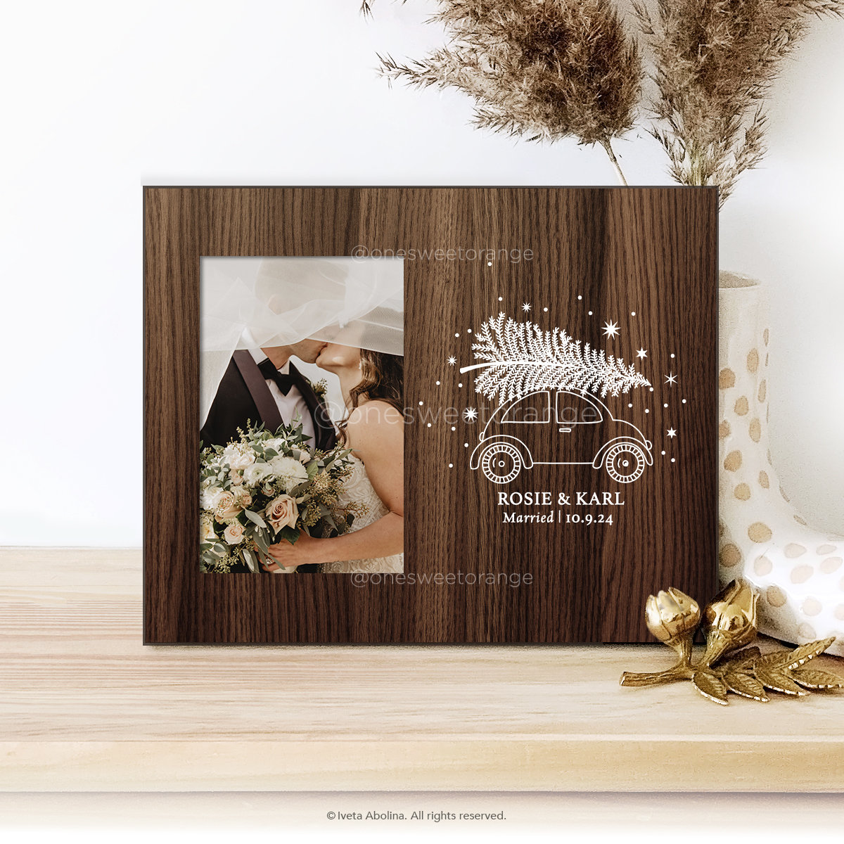 Soruney Mr & Mrs EST 2025 Picture Frame – 360° Rotating Double Photo Frame Vintage Wedding Gifts For Newlyweds, Anniversary, Or Bridal