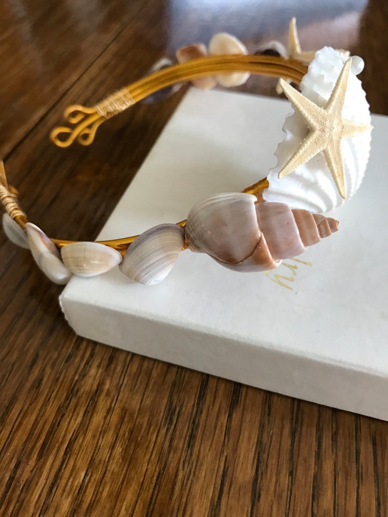 Mermaid Sea shell and starfish armband