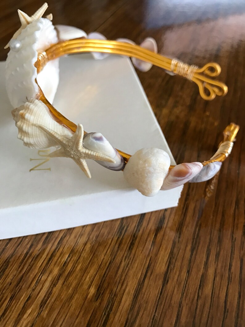 Mermaid Sea shell and starfish armband