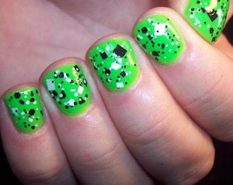 Last Chance--Show's Over Nail Polish (Retro Television Nail Polish,Black and White Matte Glitter Topper,Nail Art,Nail Care,Beauty,Makeup)