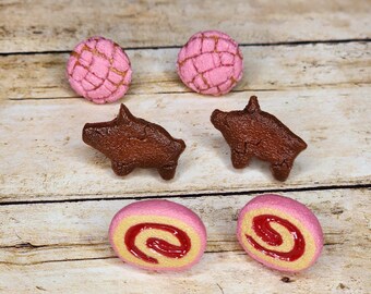 Mexican Sweets || Realistic bread concha yellow pig handmade cookies food jewelry