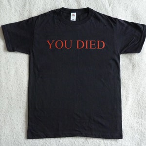 DU STIRBST Bloodbundene Dark Souls T-SHIRT