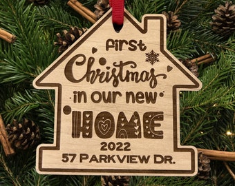 Primo Natale nel nostro ornamento per la nuova casa, regalo per l'agente immobiliare dell'ornamento per la nuova casa, ornamento natalizio personalizzato per la nuova casa, regalo di Natale