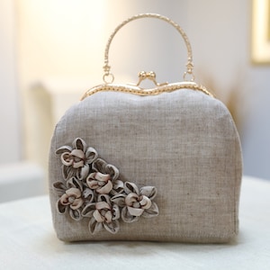 Bolso de mano color capuchino con flores de primavera, bolso de fiesta, salida nocturna, bolso de noche, hecho a mano, bolso de cáñamo, bolso de noche, bolso de boda imagen 1