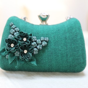 Handmade Emerald Green Clutch: Floral Evening Purse