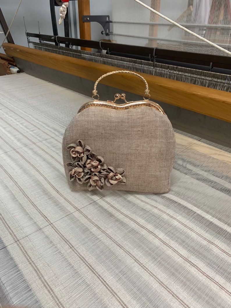 Bolso de mano color capuchino con flores de primavera, bolso de fiesta, salida nocturna, bolso de noche, hecho a mano, bolso de cáñamo, bolso de noche, bolso de boda imagen 10