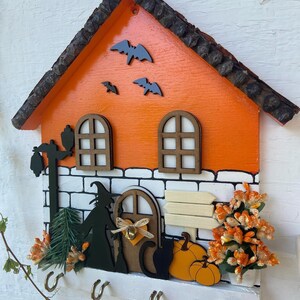 Halloween Key Holder, Wall Hang, New Home Gift, Halloween Art, Halloween Décor , Wall hanging, Key Hanger, Trick or Treat, Spooky