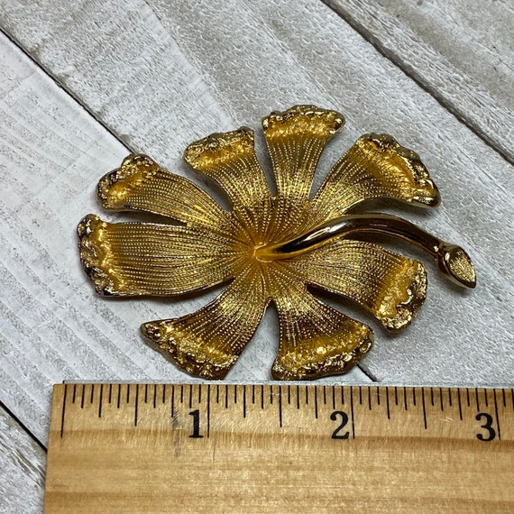 Vintage Monet Brooch Hibiscus Flower Large Statem… - image 4