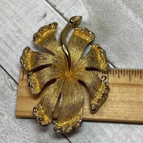 Vintage Monet Brooch Hibiscus Flower Large Statem… - image 5