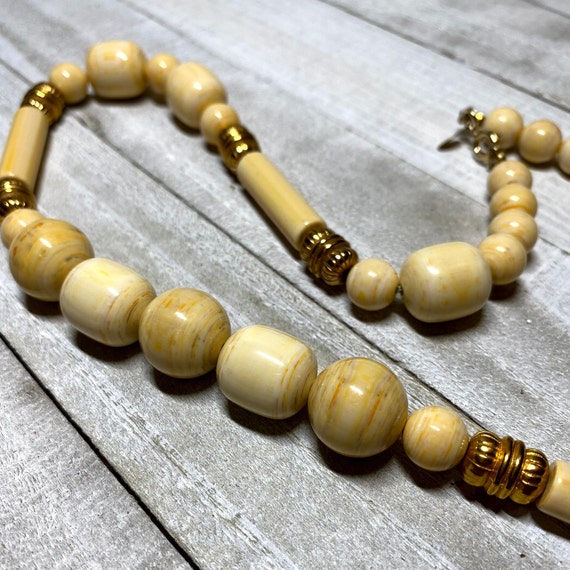 Vintage Cadoro Necklace Resin Bead Bold Statement… - image 3