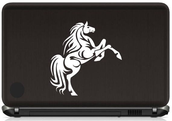 Adesivo Auto JDM INDIGOS UG: Sticker Sagonato "Got Spots?" Con Cavallo Appaloosa. Resistente UV E Autolavaggio. 88x106 Mm, Argento.