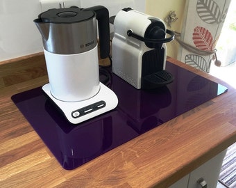 30cm Diameter Purple/Lavender Circular Glass Worktop Saver 30cm Diameter Purple/Lavender Circular Glass Worktop Saver