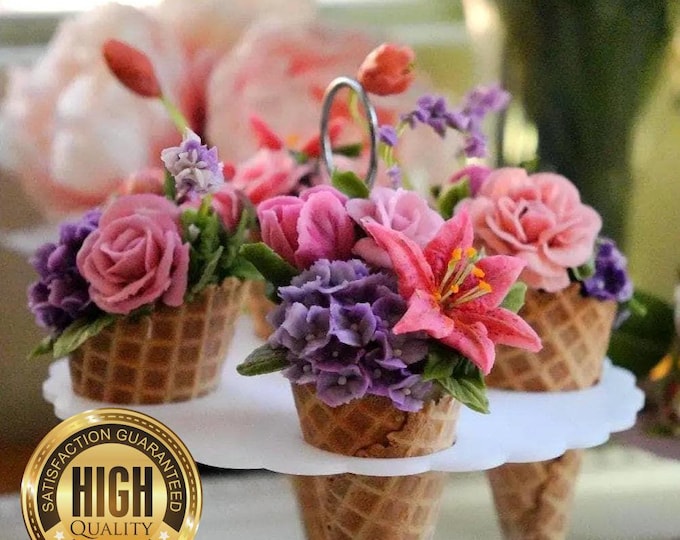 Round Ice Cream Cone / Canape Cone Stands with Handle for Parties & Weddings, Custom Size/Shapes/Colours Made