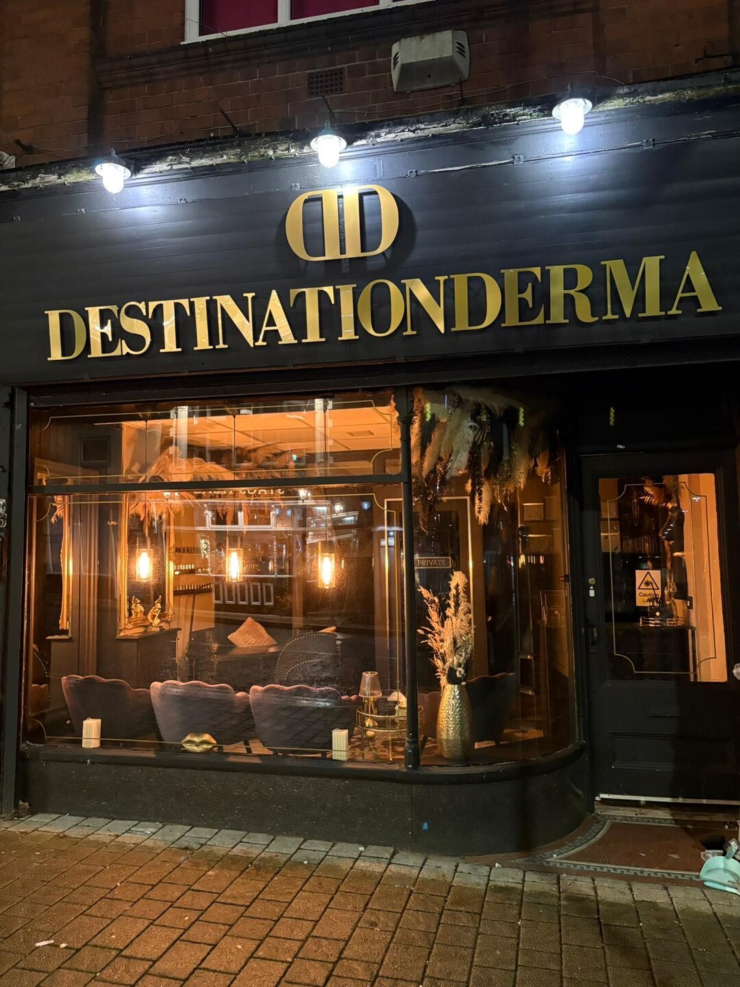 Floating Signshop Custom Floating Signs for Indoor or Outdoor Use Business / Shop Signage ...