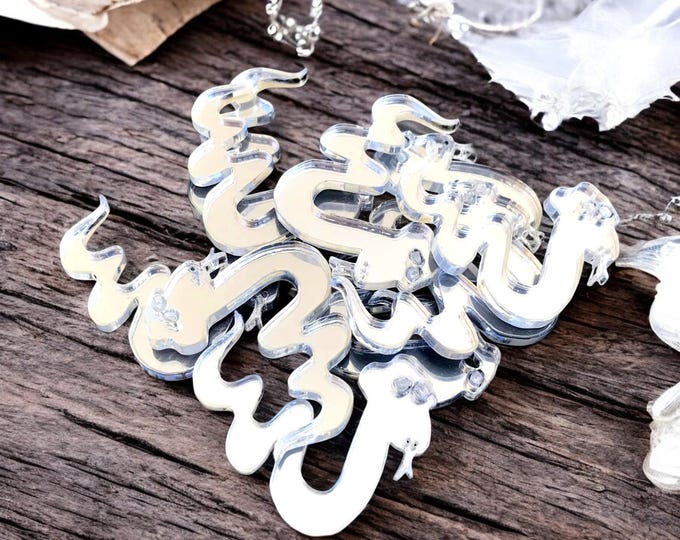 Snake Shaped Acrylic Crafting Mirrors: Custom Colors & Sizes (Pack of 10)