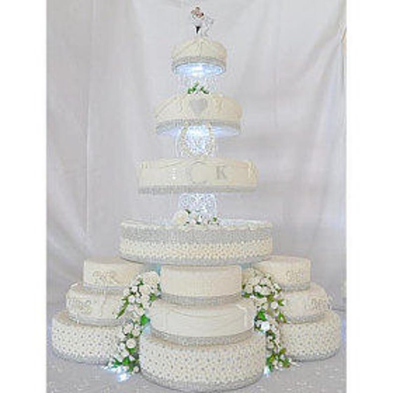 for Wedding Party Cakes 10cm 4 High Butterfly Round Latte Beige Mat Acrylic Cake PillarsCake Separators Size 6 7 8 9 10 11 12