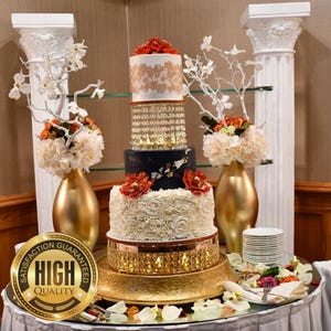 How to Decorate Wedding Cake Table With Lights: Stunning Ideas