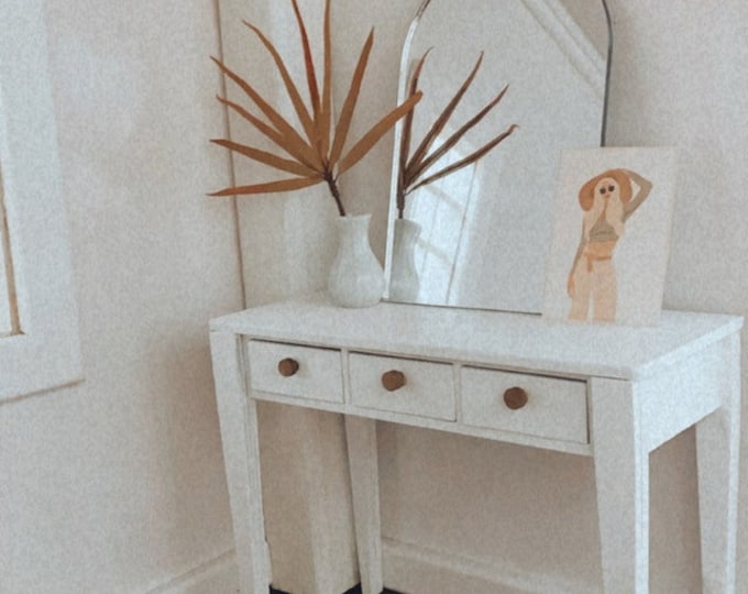 Custom Acrylic Mirror: Made to Measure, Shatterproof, Child Safe (Up to 40cm)