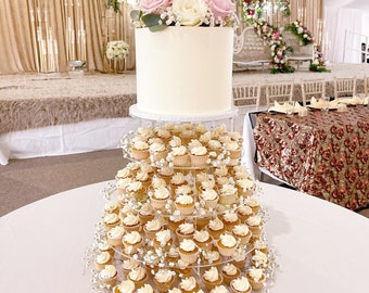 Runde, durchsichtige Cupcake-Ständer aus Acryl für Hochzeiten und Partys. Maßgeschneiderte Ständer auf Bestellung