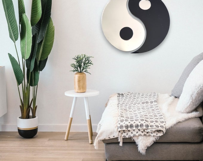 Yin Yang Acrylic Wall Mirror: Black & Silver Entwined Circle