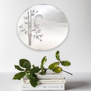 Round Engraved Acrylic Mirror: Custom Colors & Sizes (Up to 40cm)