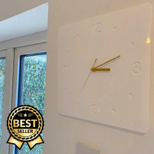Reloj de pared cuadrado de acrílico blanco: silencioso, colores personalizados