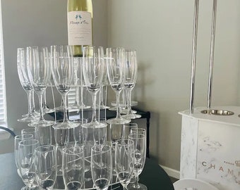 Présentoirs mariage / fête à champagne / prosecco pour flûtes et bouteilles de champagne.